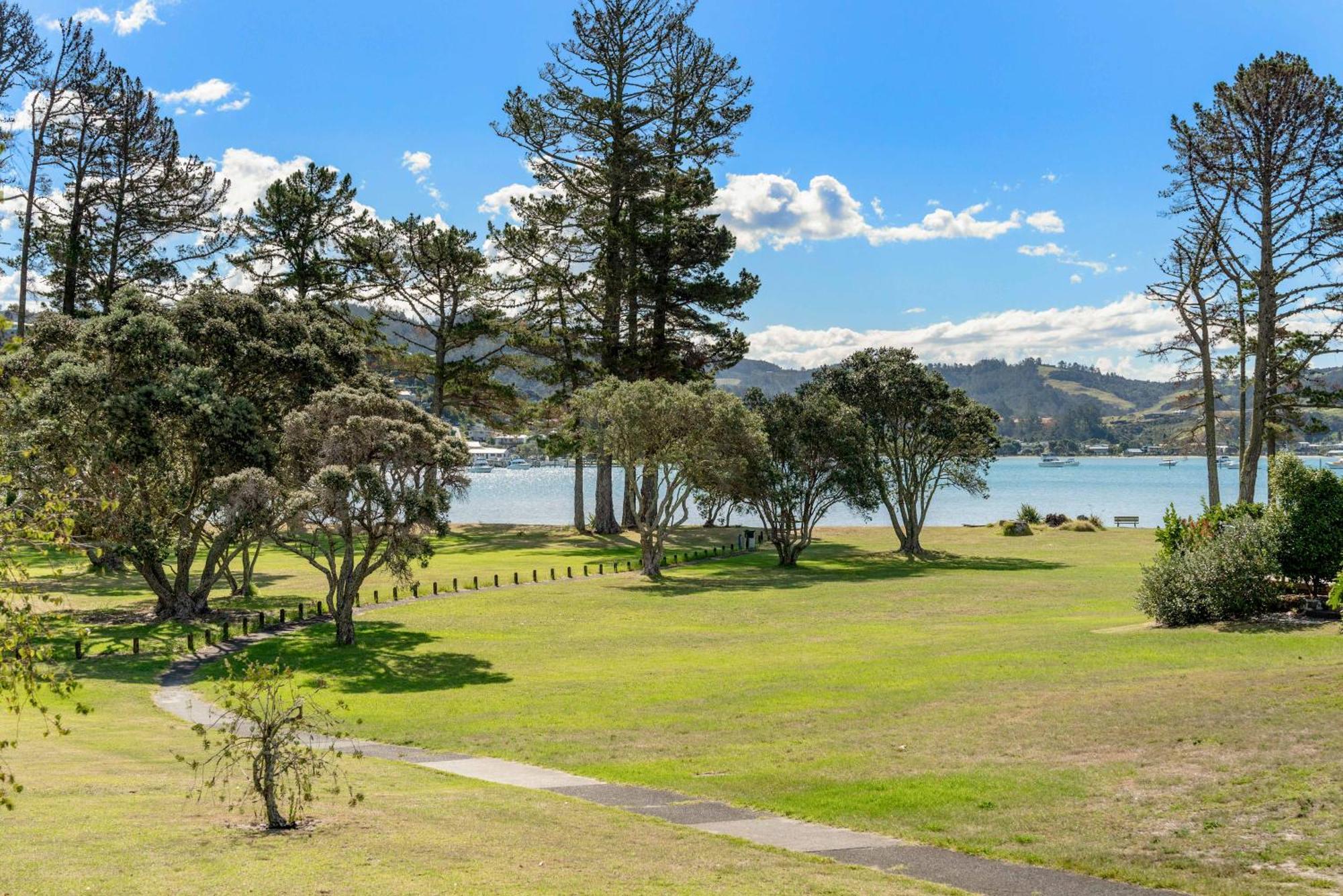 Pauanui Beach House Suntrap Exterior foto